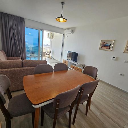סרנדה Panoramic Sea View Apartment מראה חיצוני תמונה