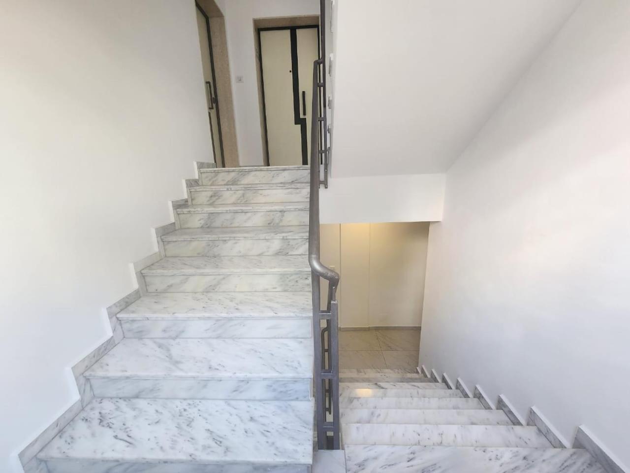 סרנדה Panoramic Sea View Apartment מראה חיצוני תמונה