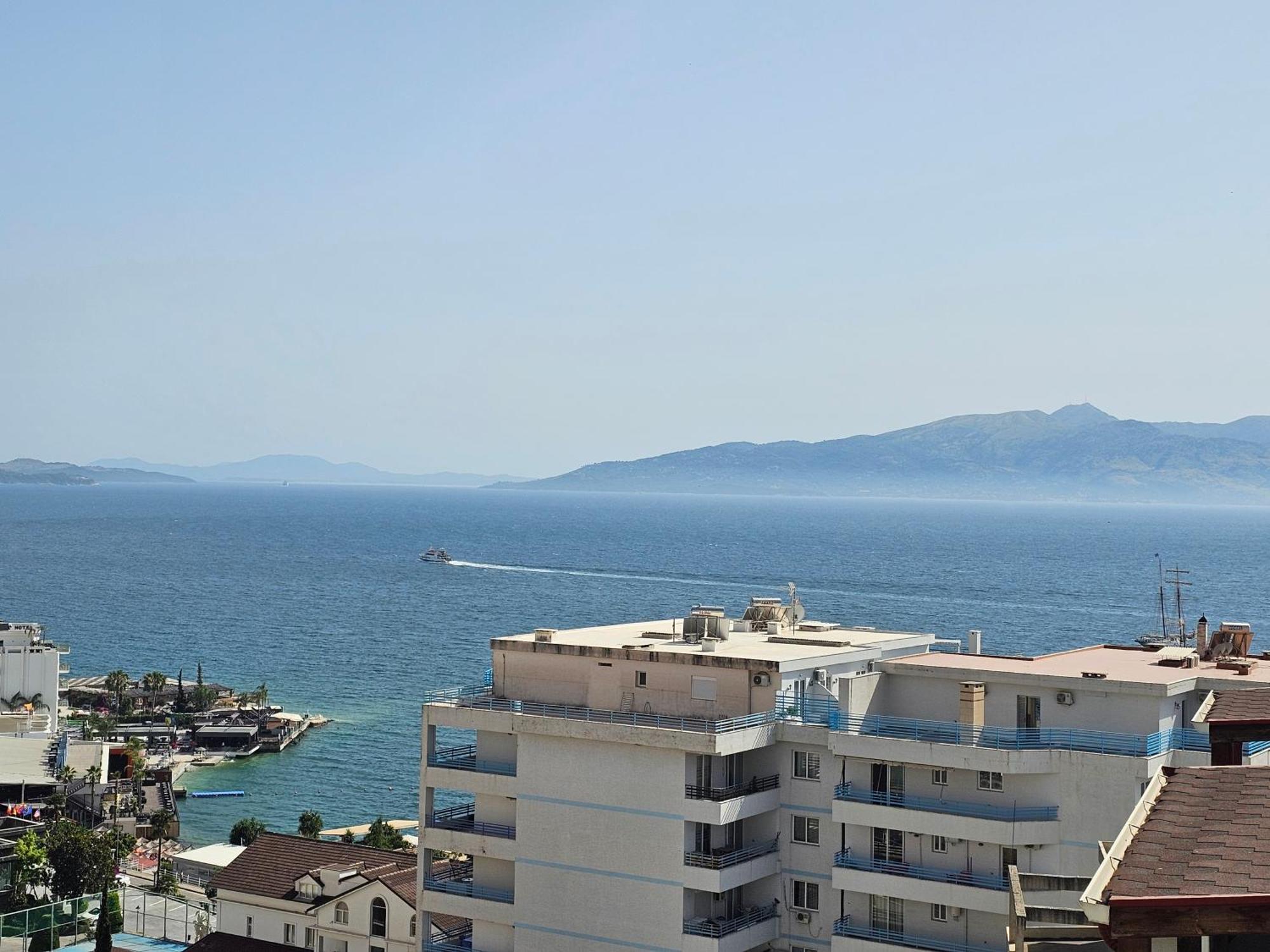 סרנדה Panoramic Sea View Apartment מראה חיצוני תמונה